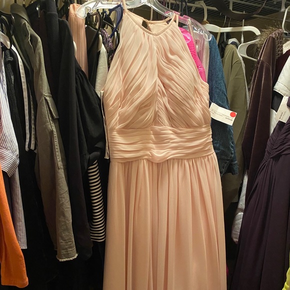 Gown - Picture 4 of 4